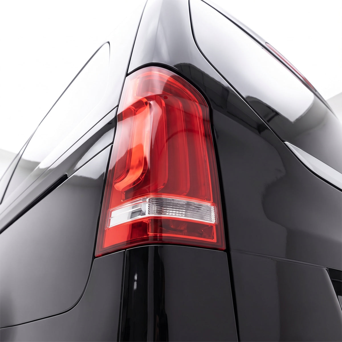 Mercedes-Benz Vito W447 (2015 - 2024) Sequential LED Tail Lights LH + RH installed close-up