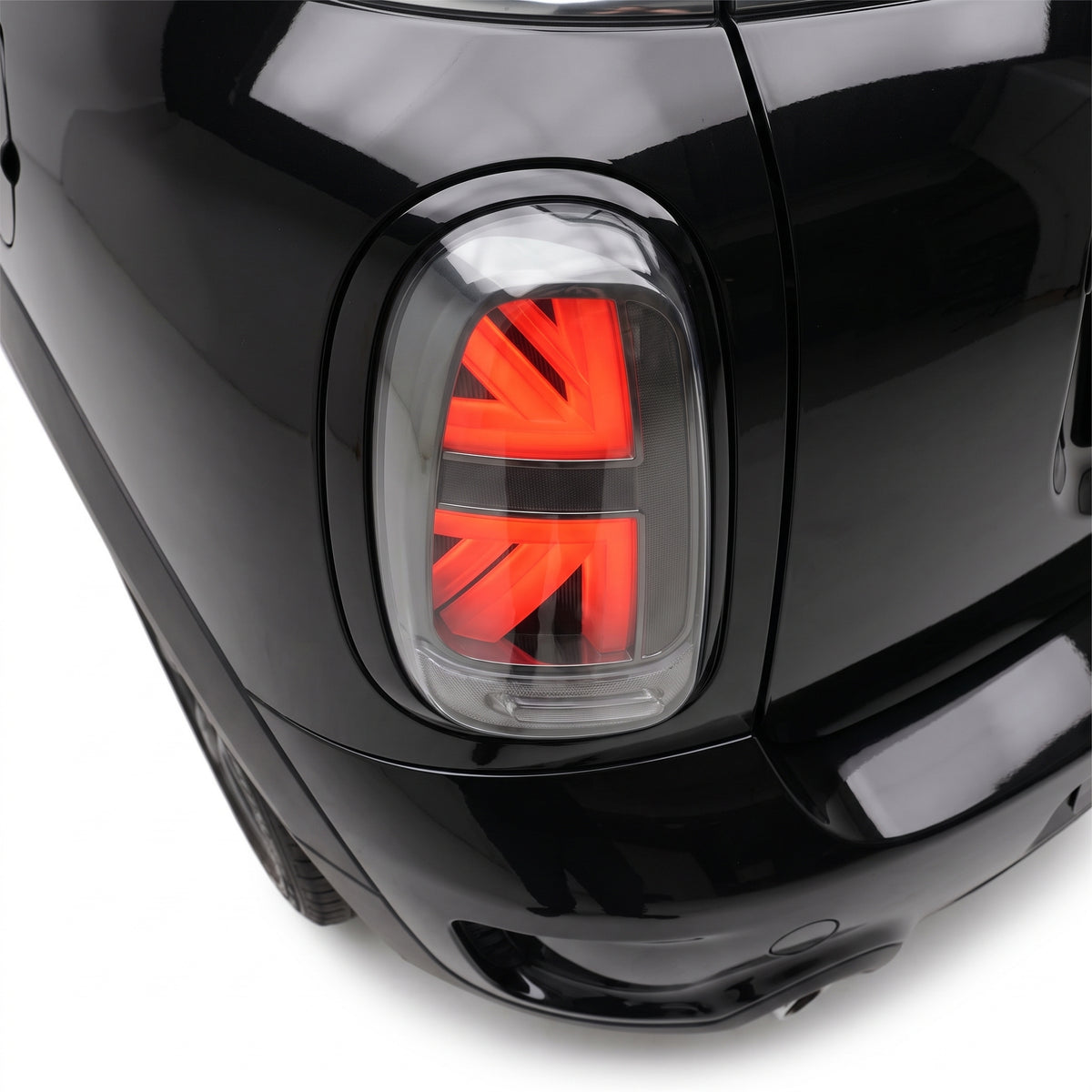 Mini Cooper Countryman R60 (2010 - 2016) Sequential Smoked LED Tail Lights LH + RH installed close-up
