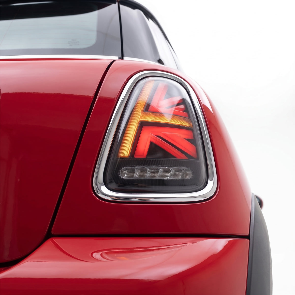 Mini Cooper R50 / R52 / R53 (2001 - 2006) Union Jack Style Sequential Smoked Full LED Tail Lights LH + RH installed close-up