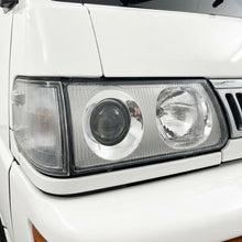 Mitsubishi L300 Express SJ (1995 - 2001) Halogen Headlights LH + RH