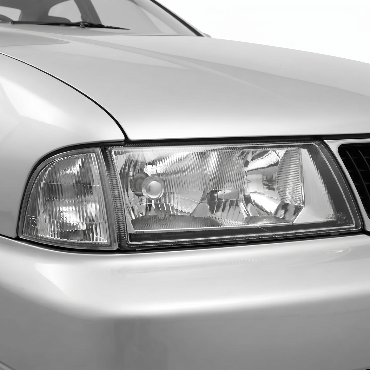 Mitsubishi Magna TJ [1996 - 2003) Clear OEM Style Headlights LH + RH installed close-up