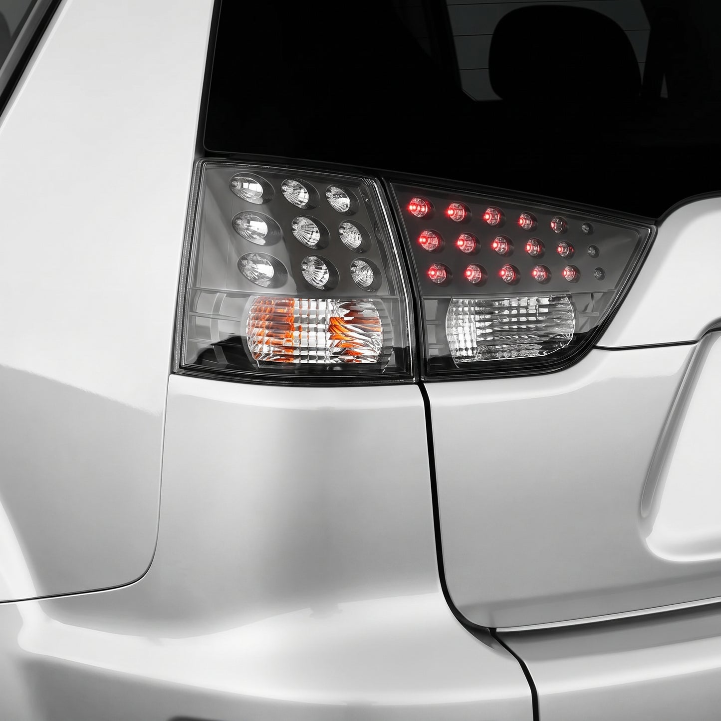 Mitsubishi Outlander ZH (2009 - 2012) Halogen Tail Lights LH + RH