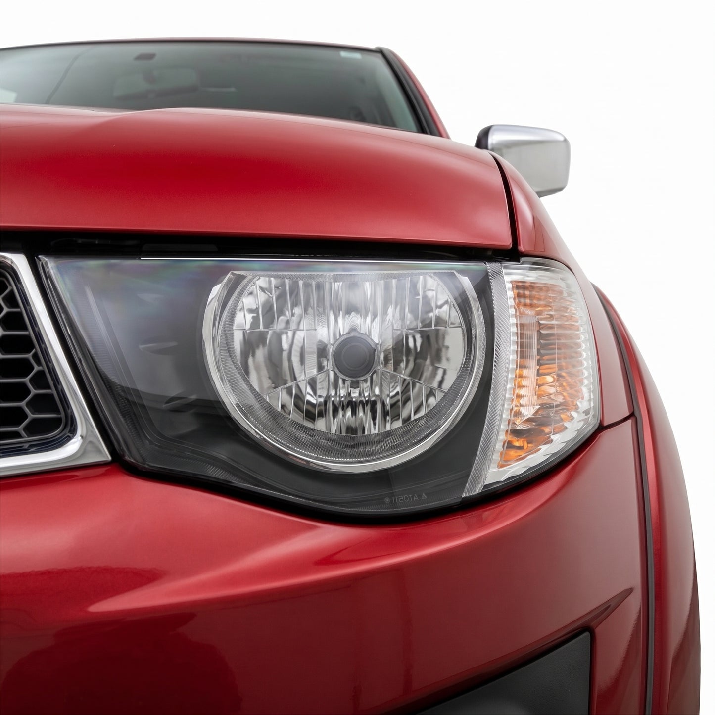 Mitsubishi Triton ML (2006 - 2009) Round Reflector OEM Style Headlights LH + RH