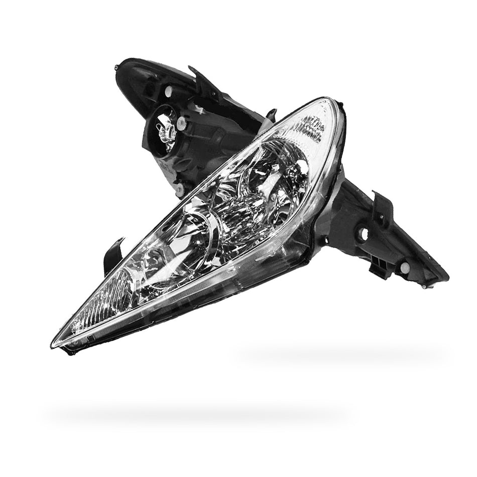 Toyota Tarago ACR30R (2003 - 2005) OEM Style Headlights LH + RH