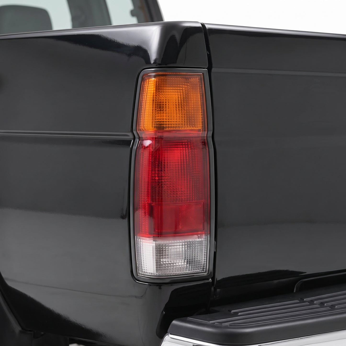 Nissan Navara D21 Single Cab / Dual Cab / Crew Cab (1986 - 1992) 36cm OEM Style Tail Lights LH + RH
