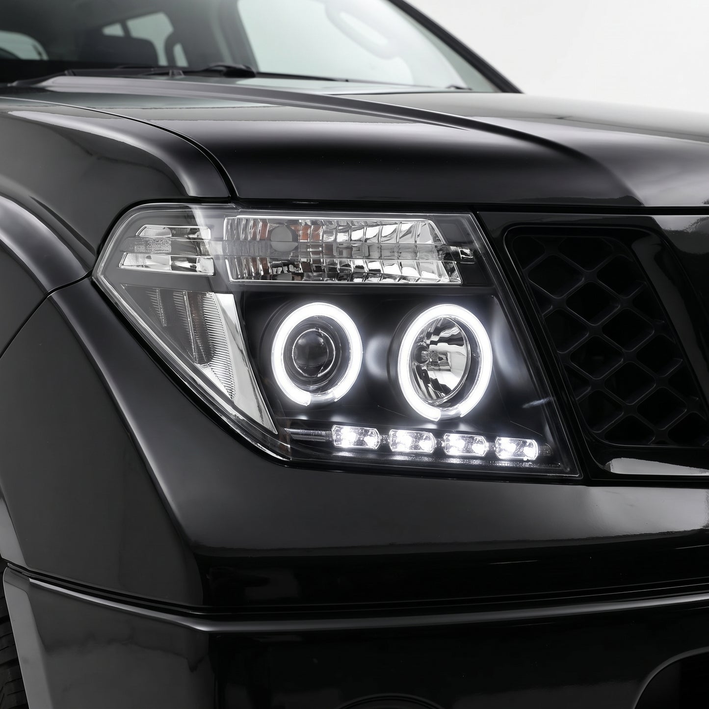 Nissan Navara D40 (2005 - 2014) Black CCFL Angel Eyes Projector Headlights LH + RH