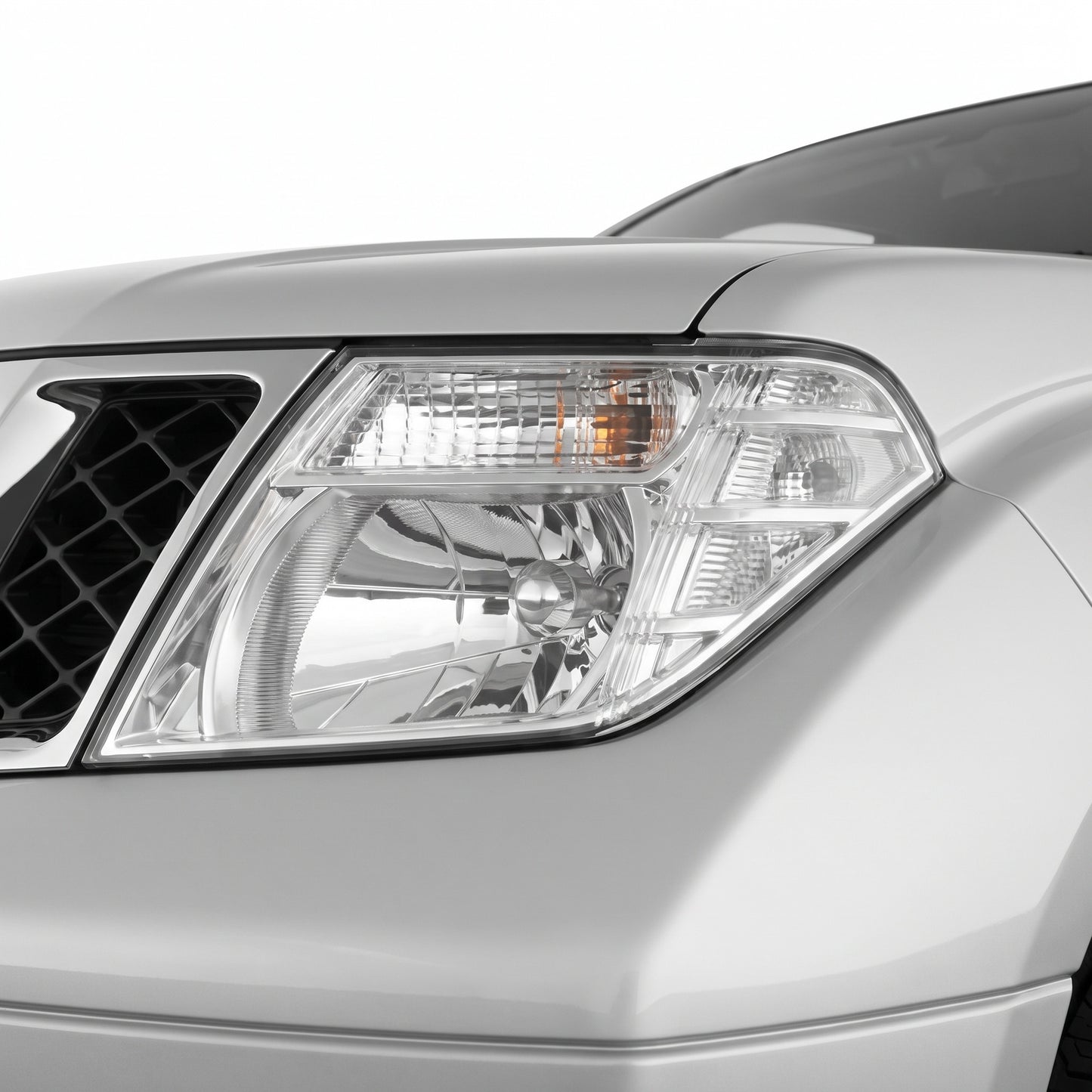 Nissan Pathfinder R51 (2010 - 2013) Non-Xenon Headlights LH + RH