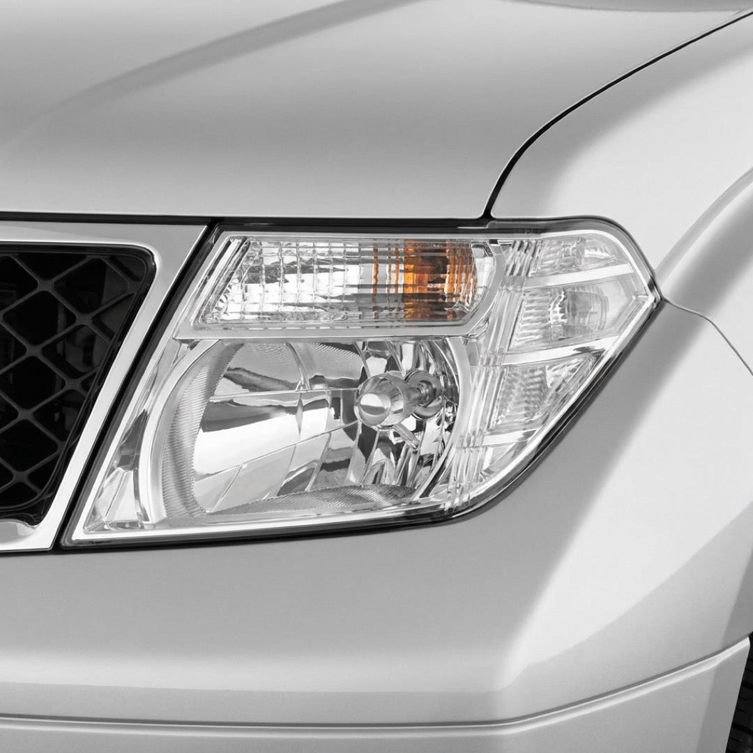 Nissan Pathfinder R51 (2010 - 2013) Non-Xenon Headlights LH + RH