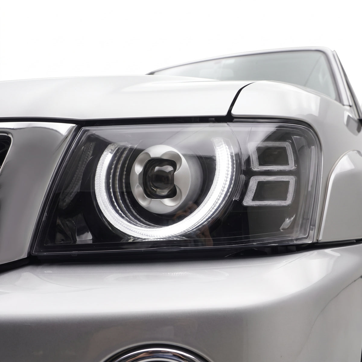 Nissan Patrol GU MK4 / Y61 (2005 - 2016) Full LED Headlights LH + RH installed close-up