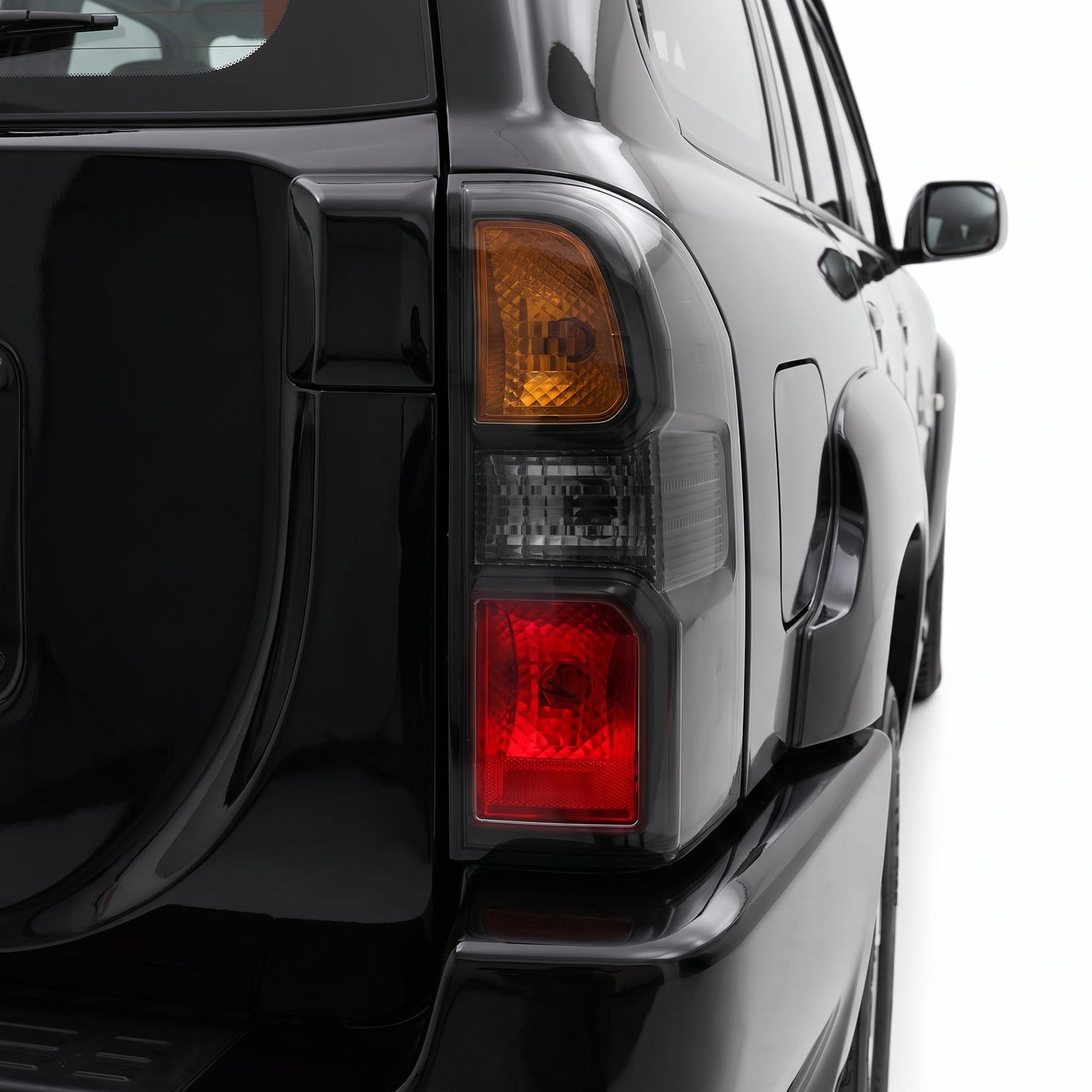 Nissan Patrol GU / Y61 Wagon (2004 - 2016) Dubai Style Black Tail Lights LH + RH