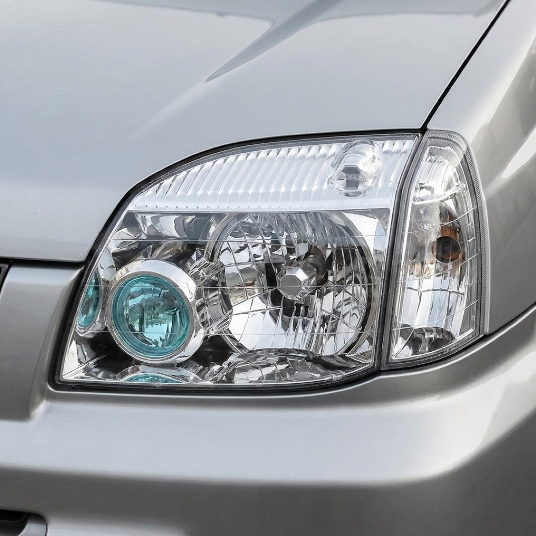 Nissan X-Trail T30 (2001 - 2007) Chrome OEM Style Headlights LH + RH