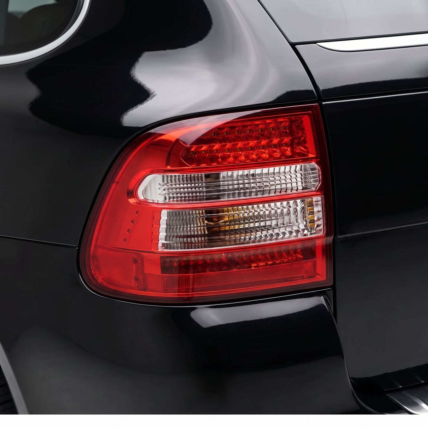 Porsche Cayenne 9PA / 955 (2003 - 2006) LED Tail Lights LH + RH