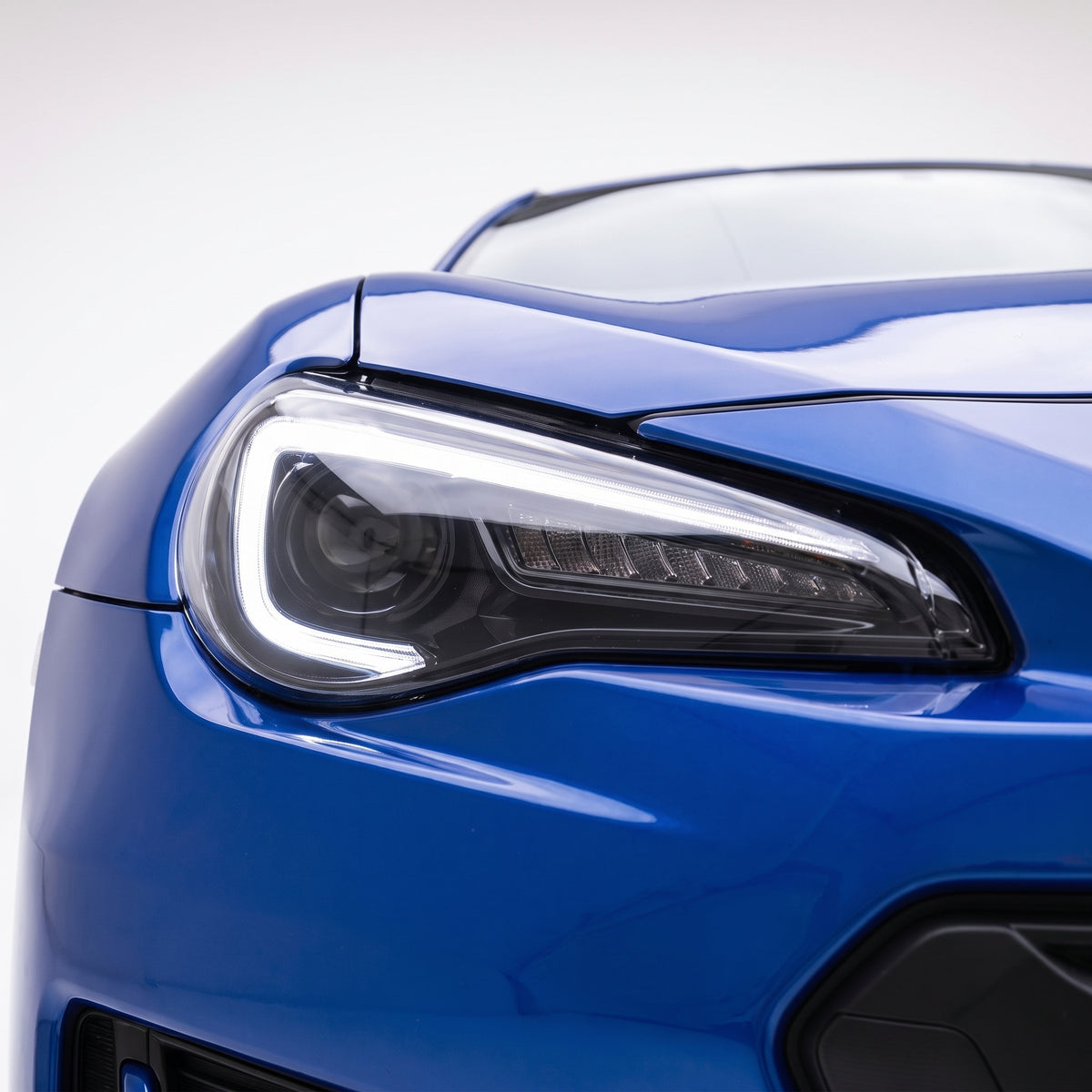 Subaru BRZ (2012 - 2021) Sequential Projector Headlights LH + RH installed close-up