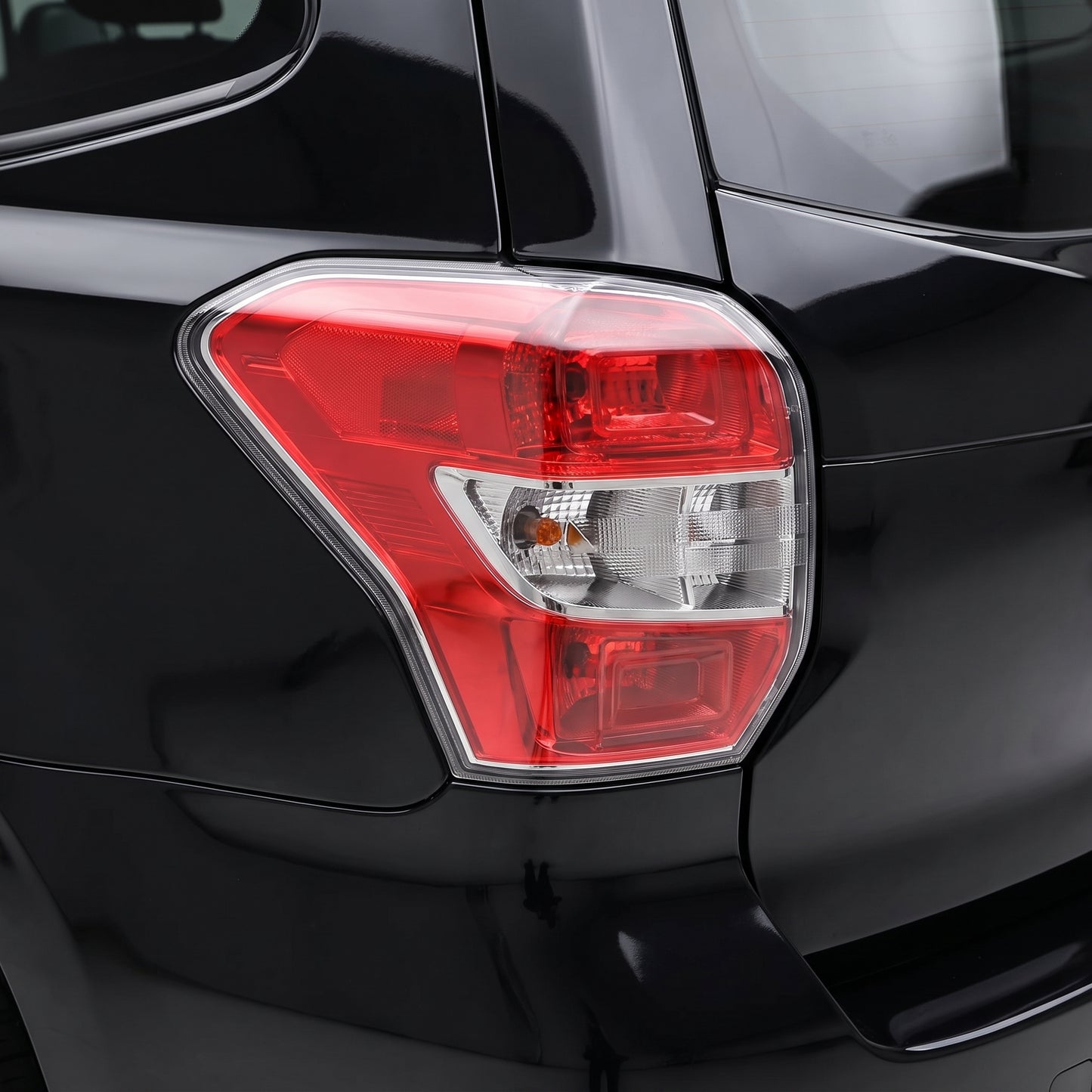 Subaru Forester SJ / S4 Wagon (2013 - 2016) Tail Lights LH + RH