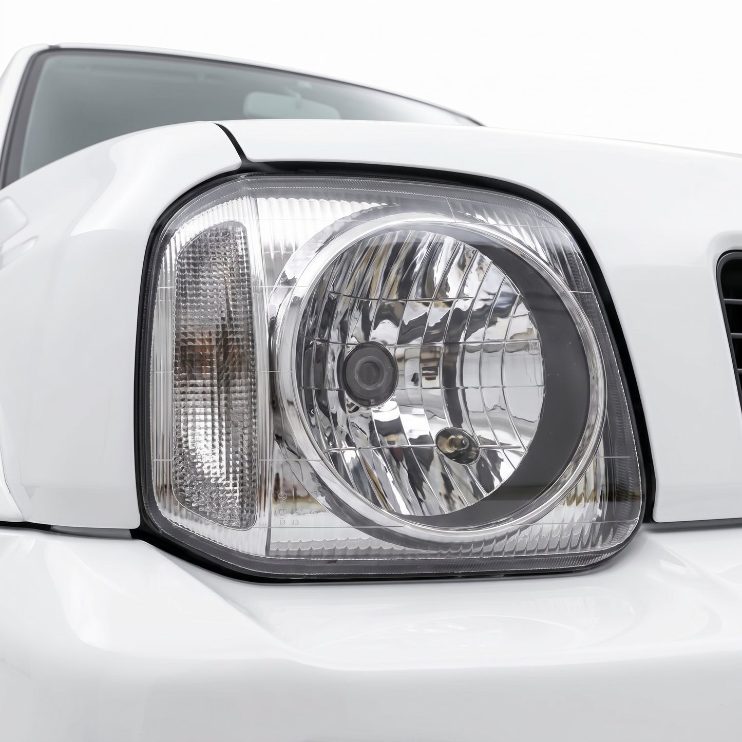 Suzuki Jimny SN413 (1998 - 2018) Halogen OEM Style Headlights LH + RH