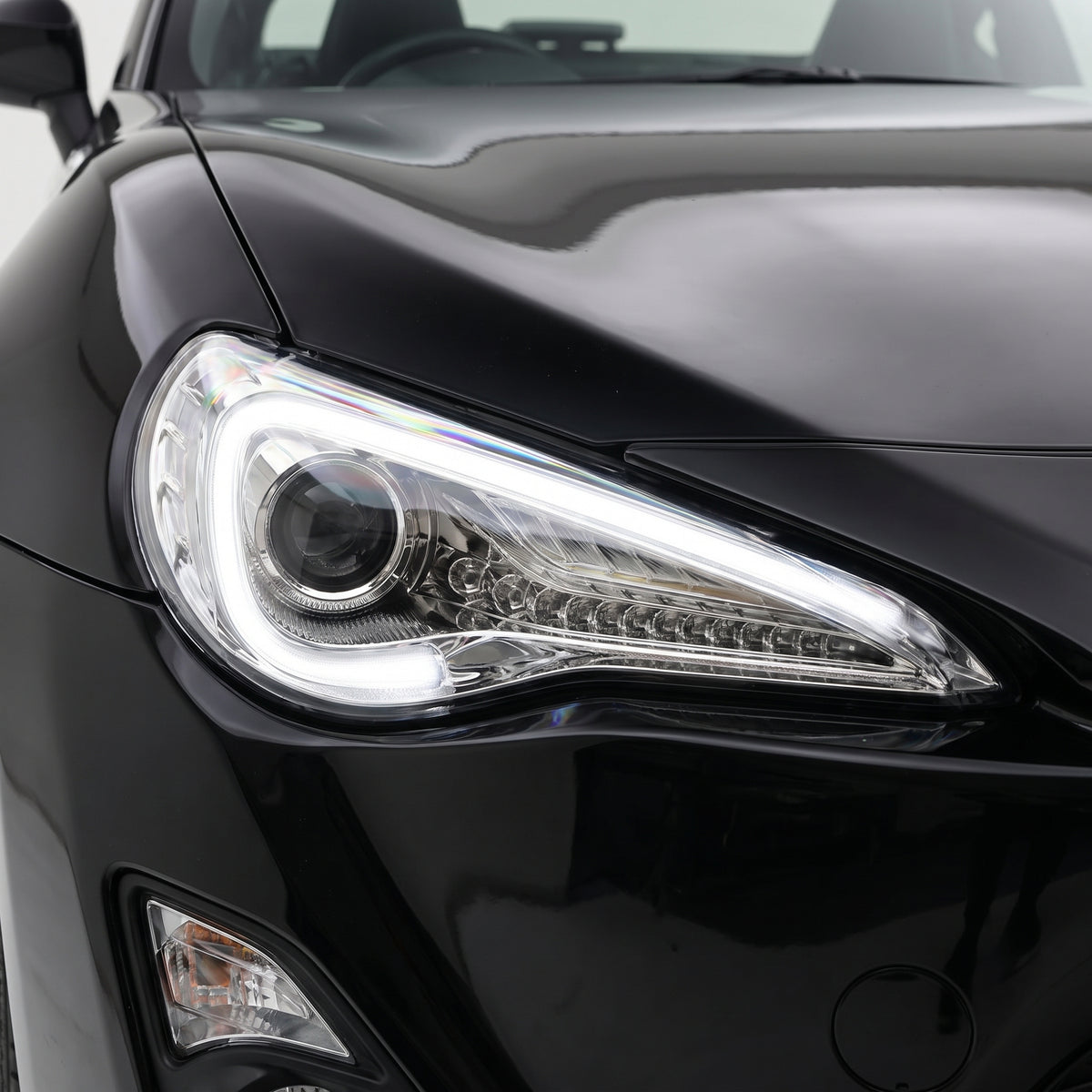 Toyota 86 1st Gen (2012 - 2020) Clear 3D LED DRL Headlights LH + RH installed