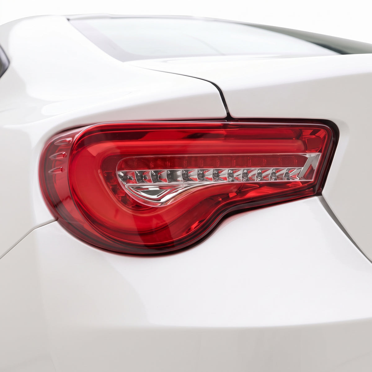 Toyota 86 / ZN6 1st Gen. (2012 - 2021) Valenti Sequential Full Red LED Tail Lights LH + RH installed close-up