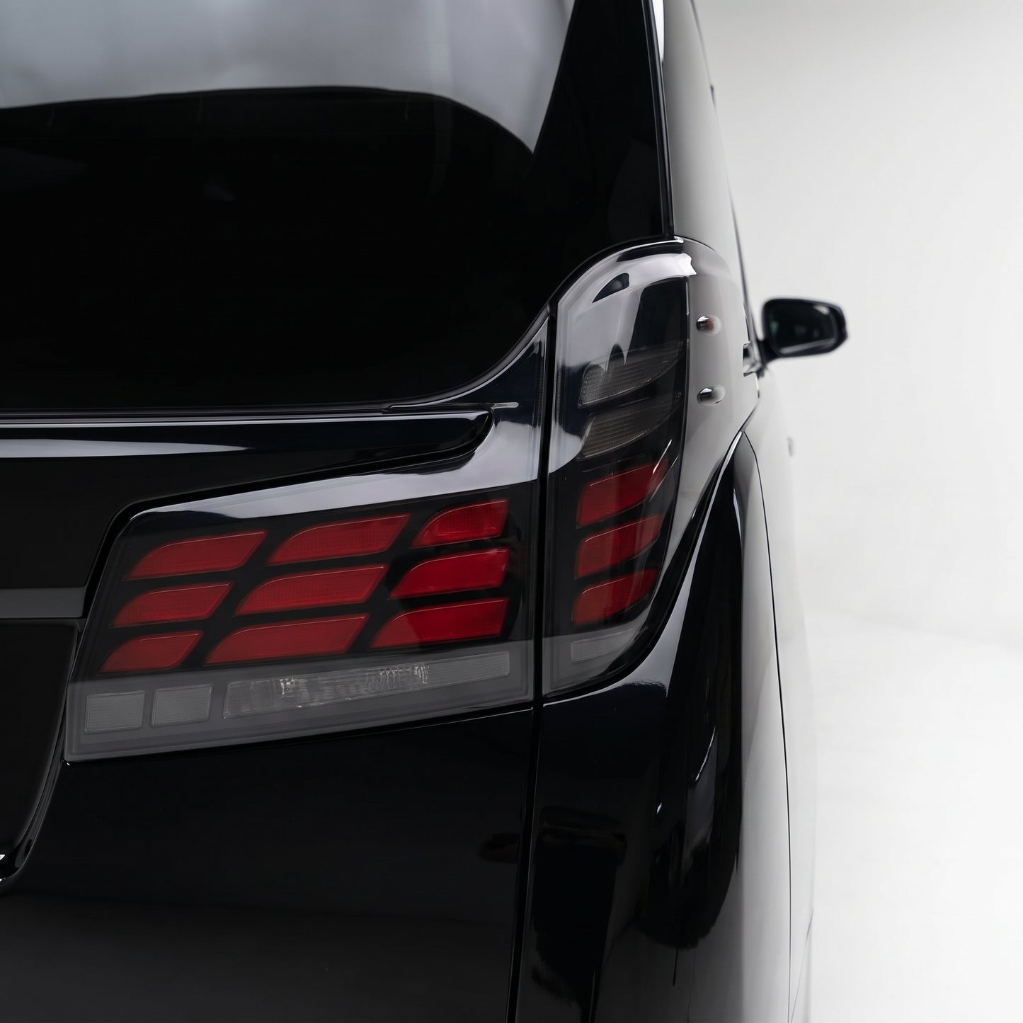 Toyota Alphard AH30 (2019 - 2023) Smoked Sequential LED Tail Lights with Trunk Lights LH + RH