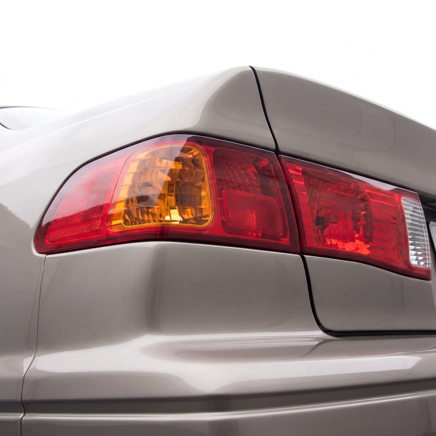 Toyota Camry XV20 (2000 - 2002) Halogen Tail Lights LH + RH