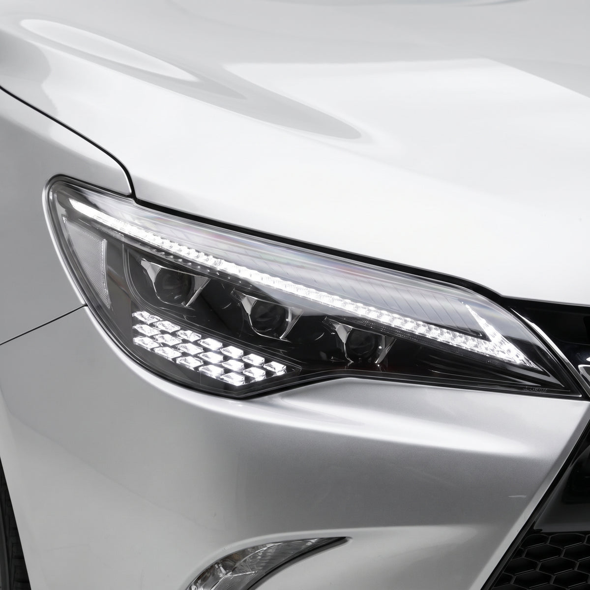 Toyota Camry XV50 (2015 - 2017) Animation DRL Sequential Headlights LH + RH installed