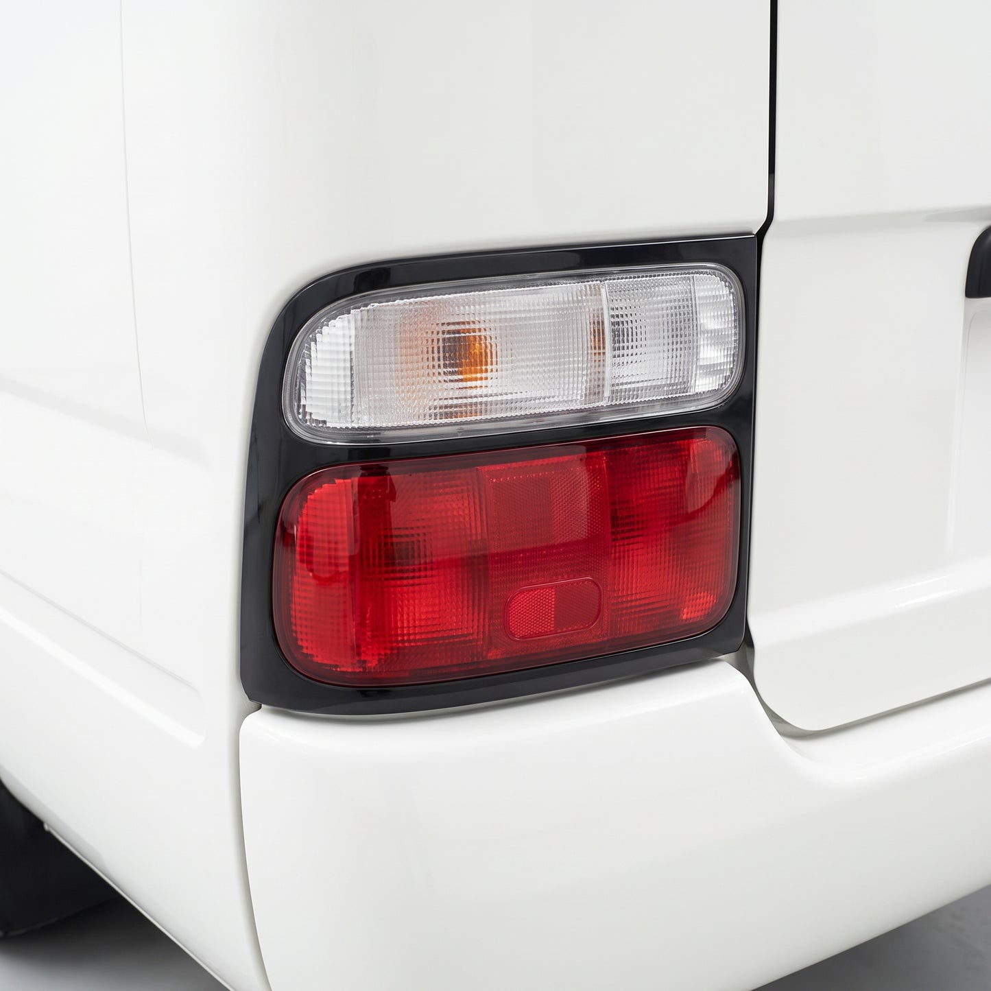 Toyota Coaster Bus BB40 / BB50 / HZB50 (2002 - 2017) Halogen Tail Lights LH + RH