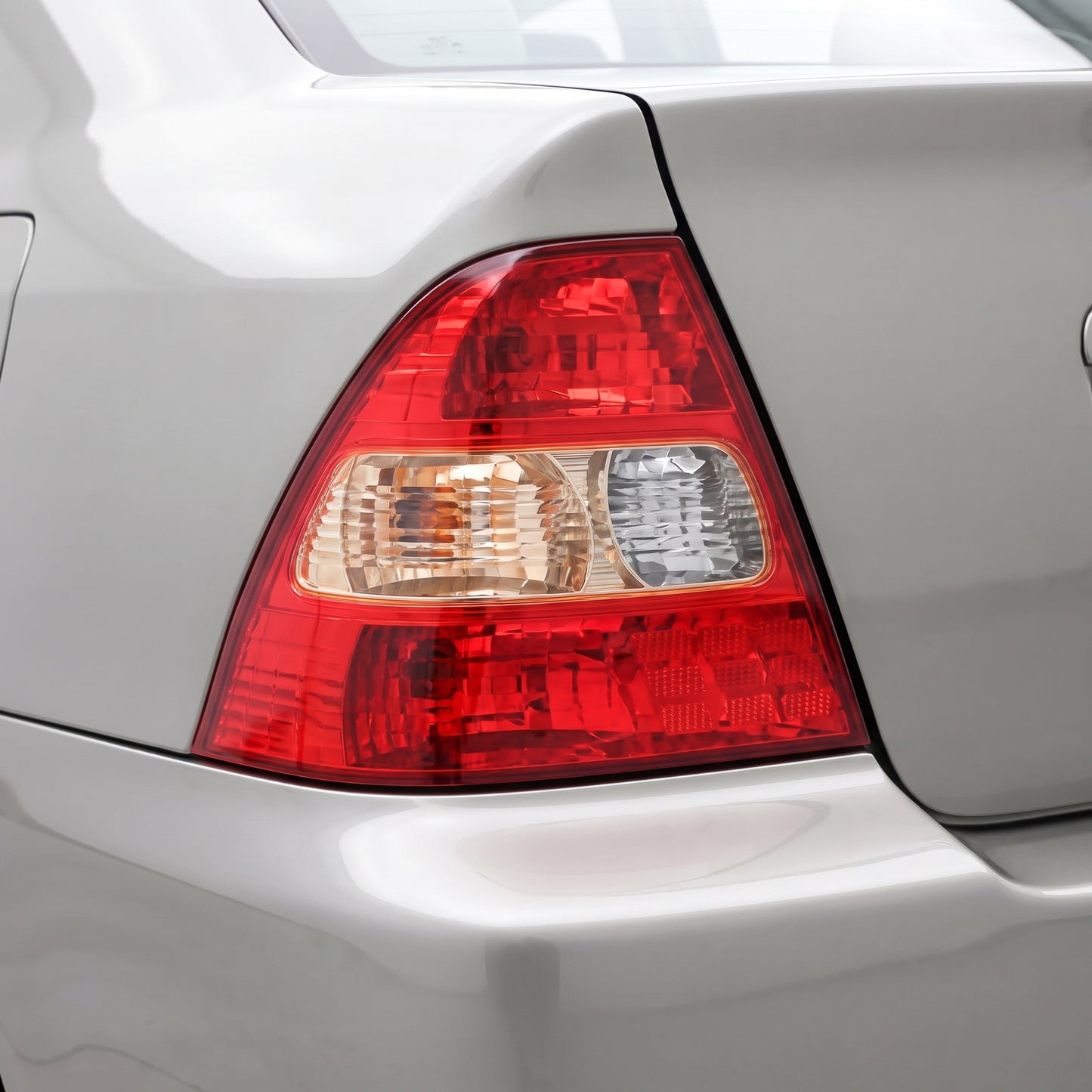 Toyota Corolla ZE122 (2003 - 2004) OEM Style Tail Lights LH + RH
