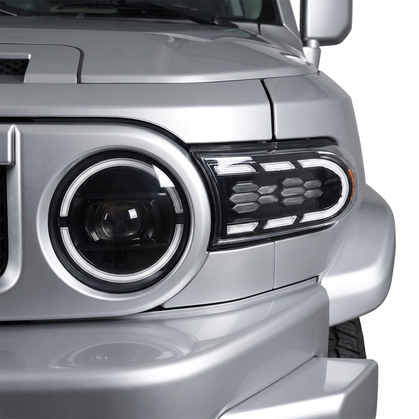 Toyota FJ Cruiser (2007 - 2017) Sequential Projector Headlights LH + RH