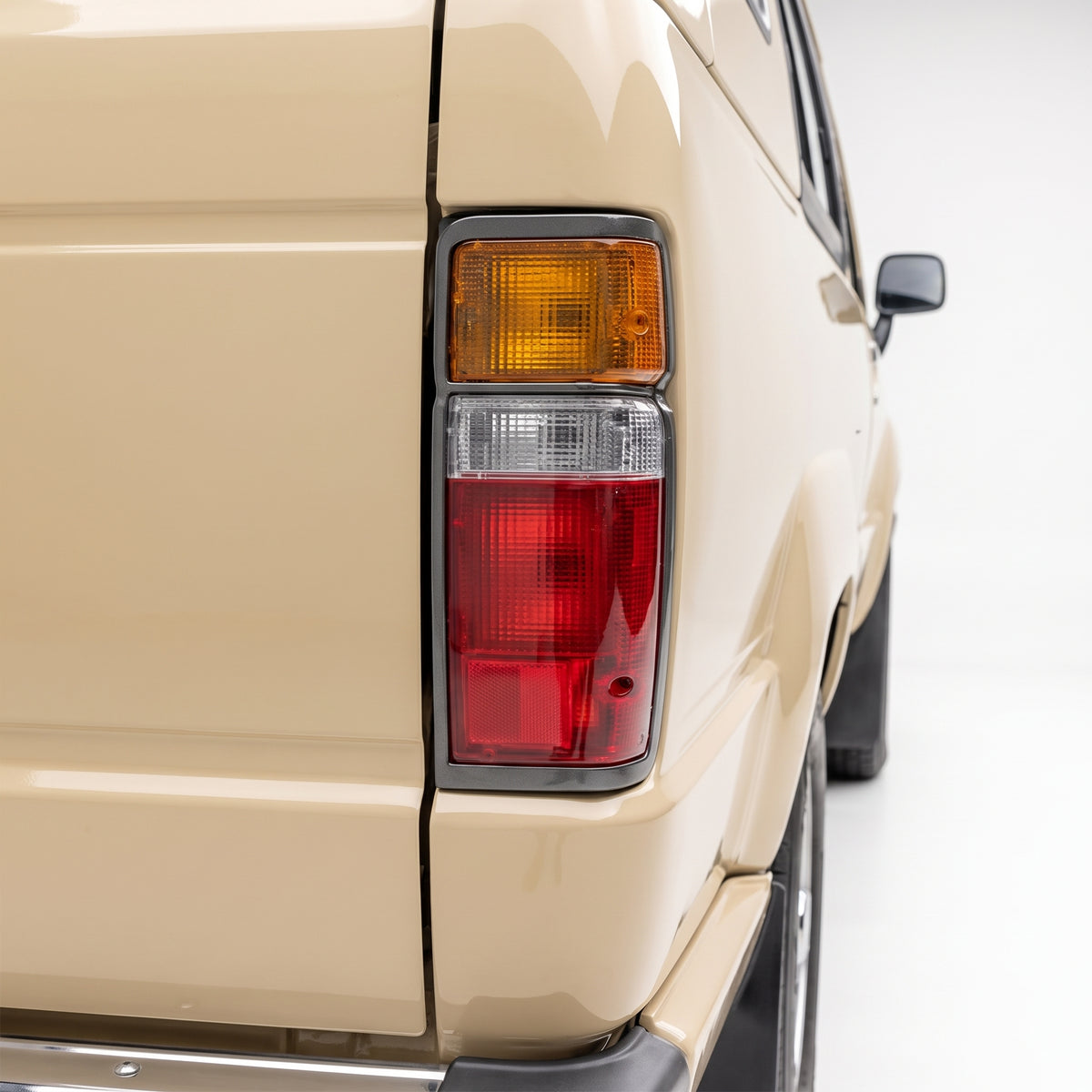 Toyota HiAce H50 / H60 (1985 - 1987) OEM Style Tail Lights LH + RH installed