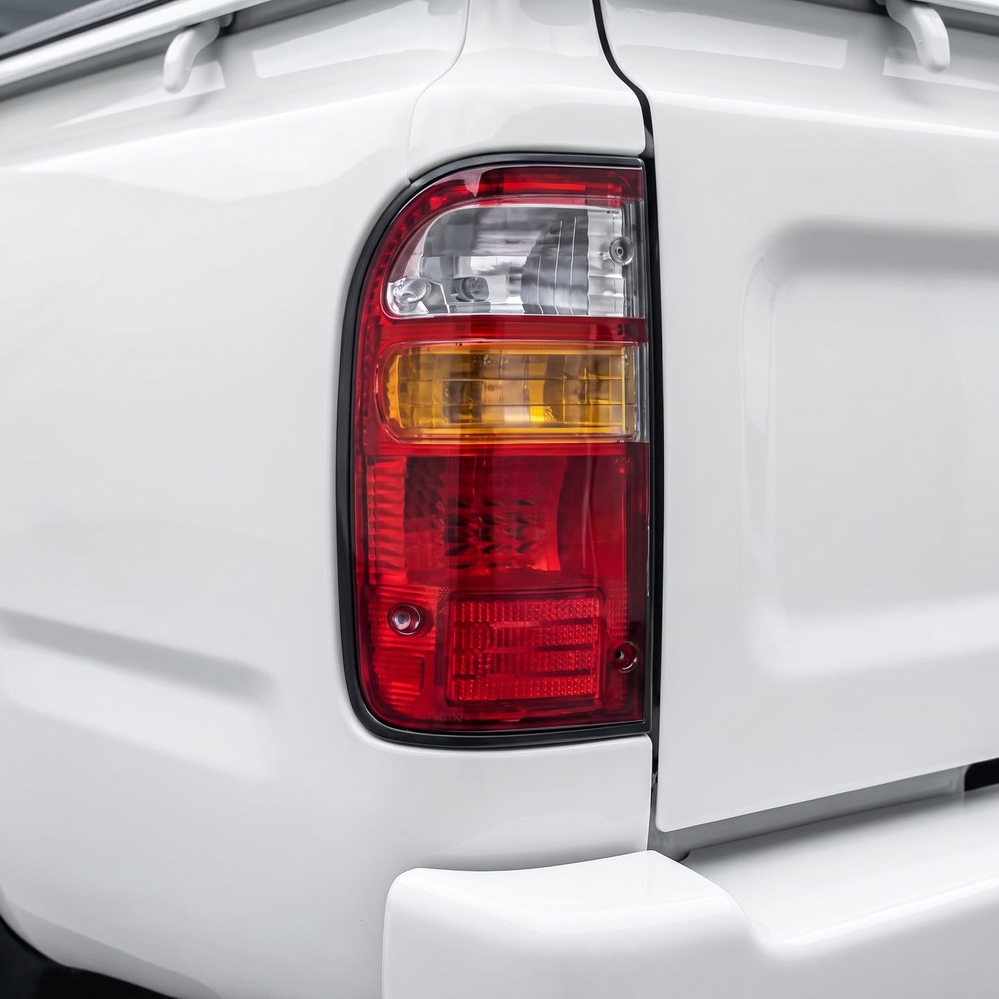 Toyota Hilux N60 (1997 - 2004) OEM Style Tail Lights LH + RH