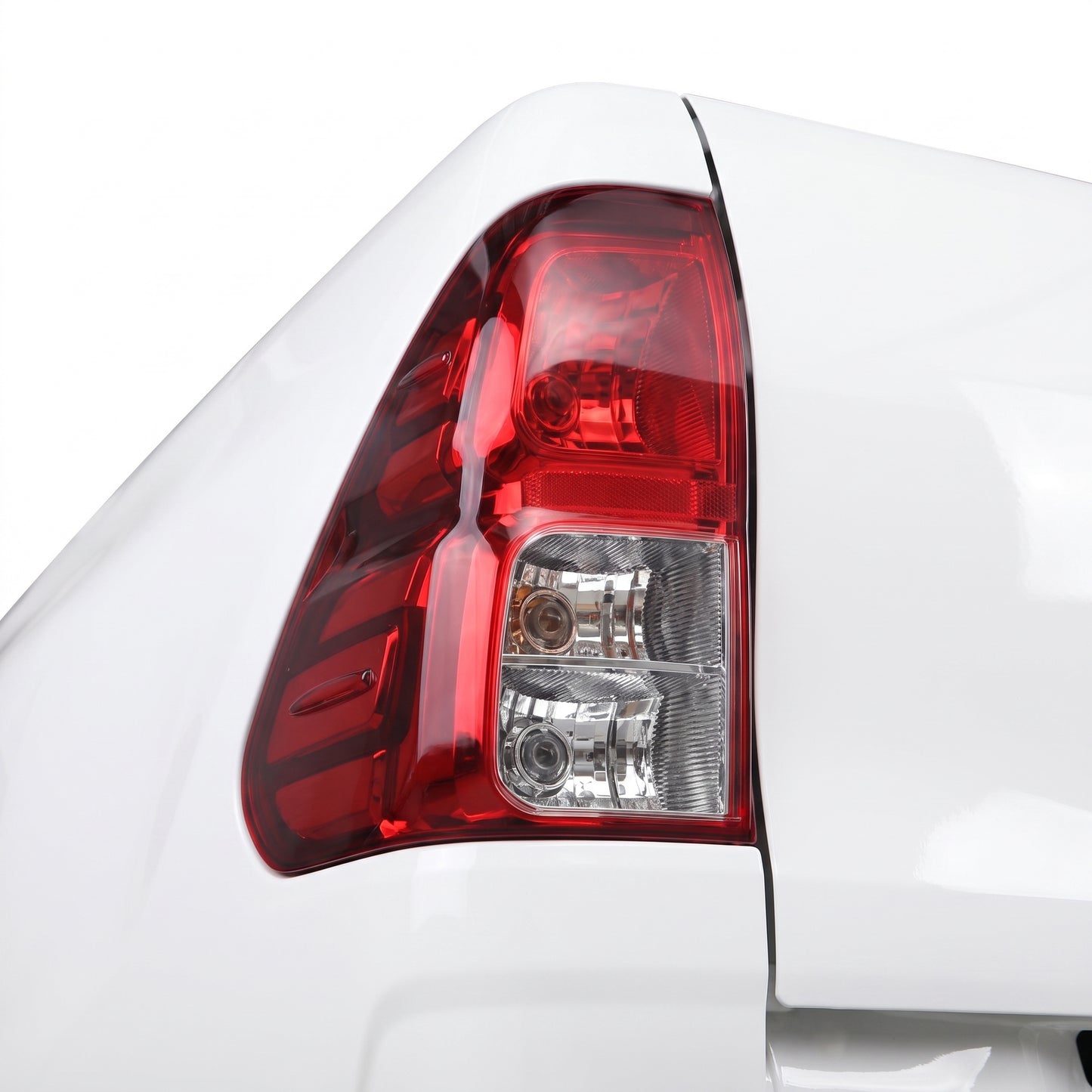 Toyota HiLux N80 (2015–2020) Halogen OEM Replacement Tail Lights
