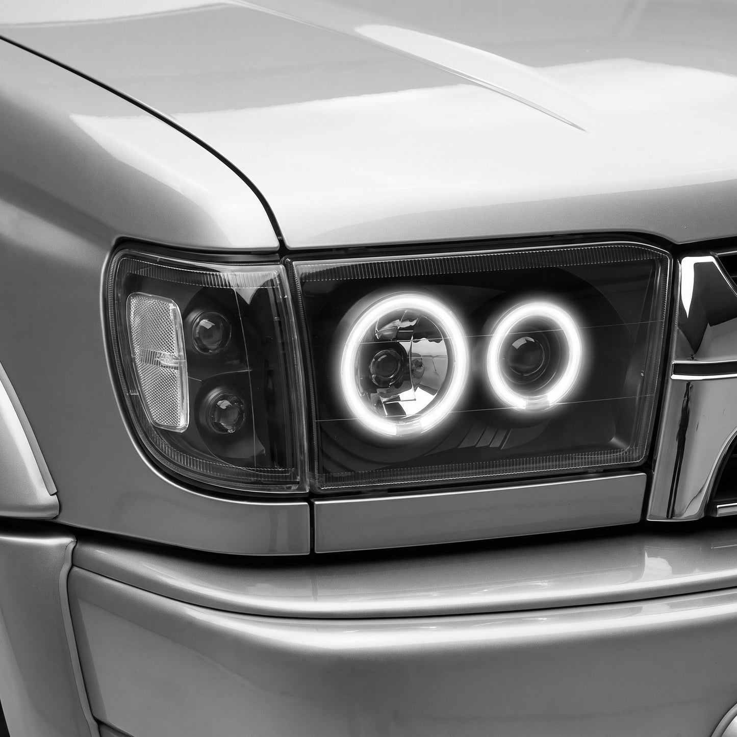 Toyota Hilux Surf / 4 Runner N180 (1995 - 2002) Angel Eyes Headlights LH + RH