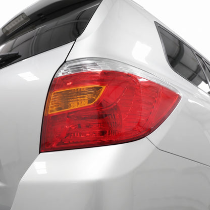 Toyota Kluger GSU40 Series 1 (2007 - 2010) OEM Style Tail Lights LH + RH installed close-up