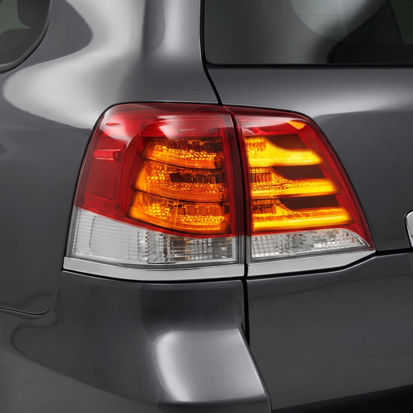 Toyota LandCruiser 200 Series (2007 - 2015) LED Tail Lights LH + RH
