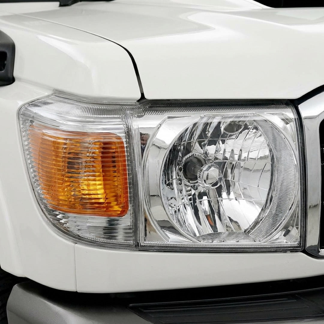 Toyota LandCruiser 70 / 76 / 78 / 79 Series OEM Style Headlights LH + RH