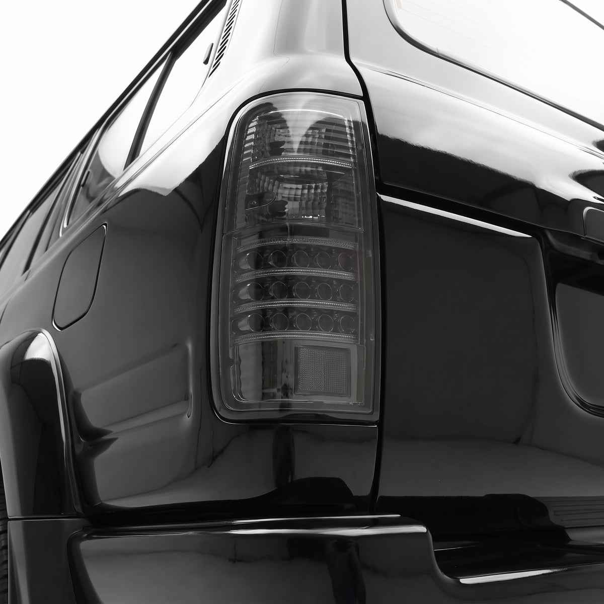 Toyota LandCruiser 80 Series (1990 - 1998) Smoked Tail Lights LH + RH installed close-up