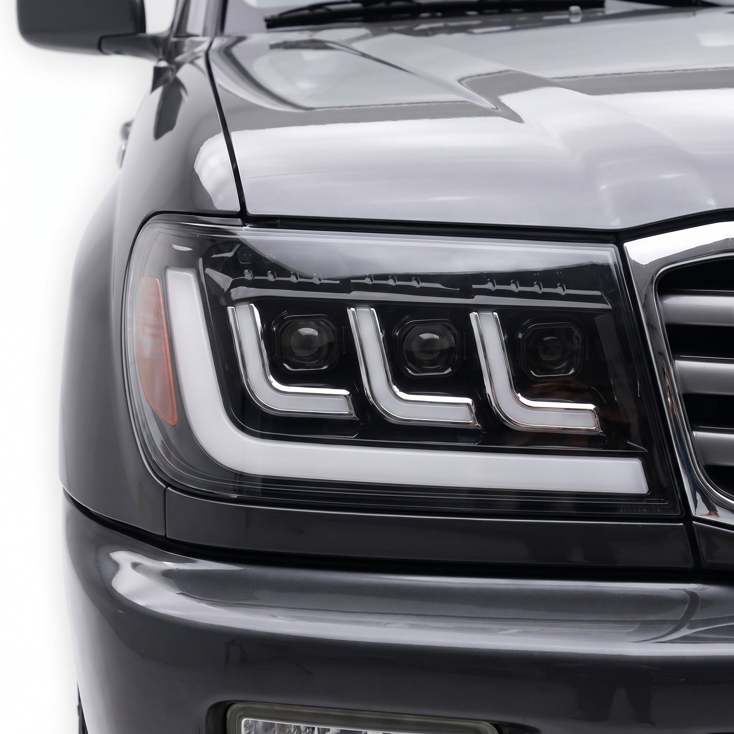 Toyota LandCruiser FZJ100 / UZJ100 (2005 - 2007) LED DRL Chrome Projector Headlights LH + RH