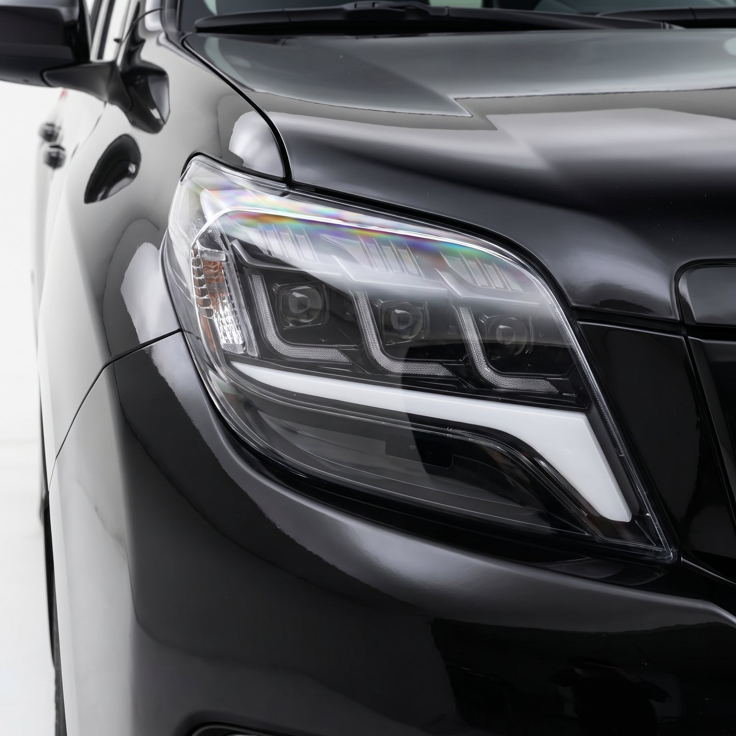 Toyota LandCruiser Prado FJ150 / LC150 Series / Altitude / GX / GXL (2013 - 2017) Full LED Headlights LH + RH