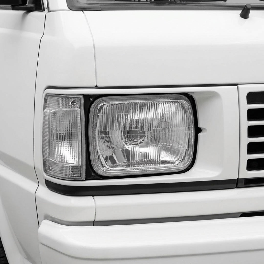 Toyota LiteAce M20 / M30 (1983 - 1989) Headlights with H4 Globe Glass Lens LH + RH