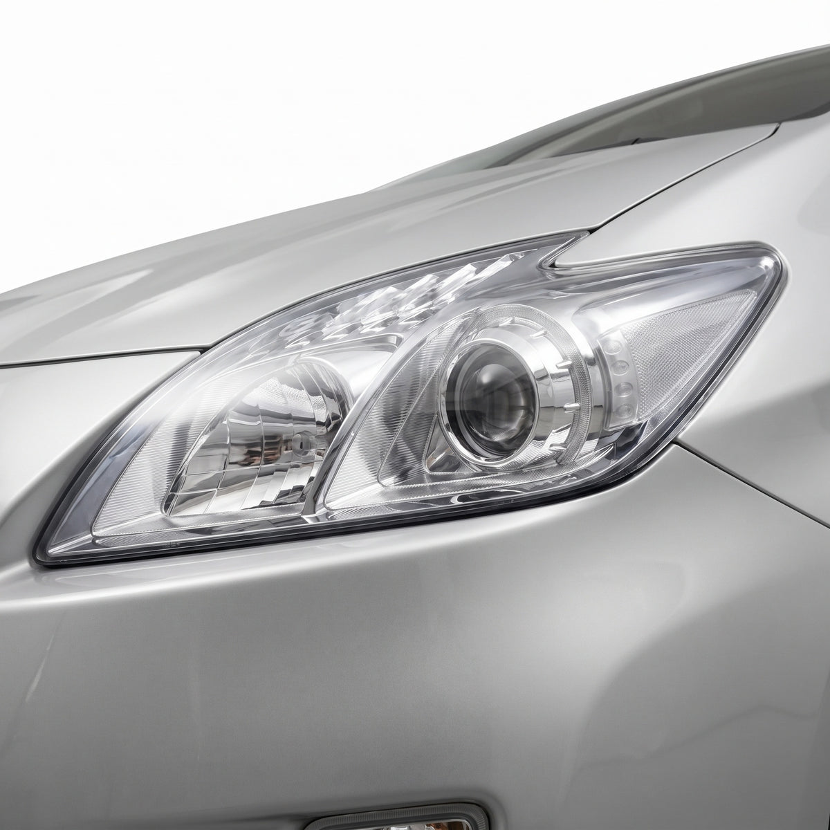 Toyota Prius ZVW30 (2009 - 2011) OEM Style Headlights LH + RH installed close-up
