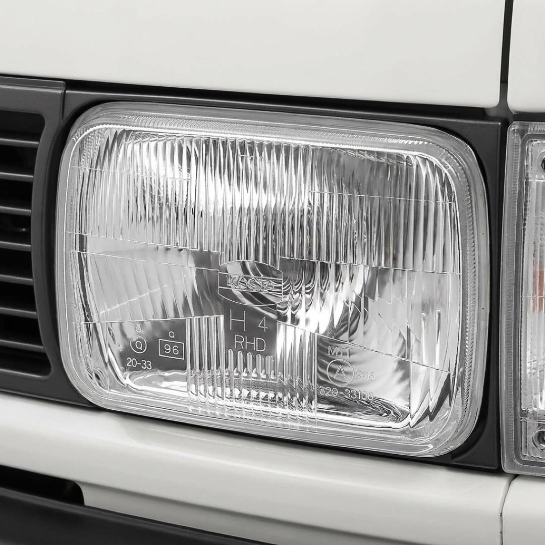Toyota TownAce R20 / R30 Van (1992 - 1996) Headlights with H4 Globe Glass Lens LH + RH