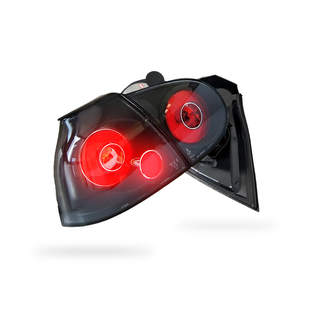 Volkswagen Golf MK5 (2003 - 2008) Classic Euro Altezza Style Tail Lights LH + RH