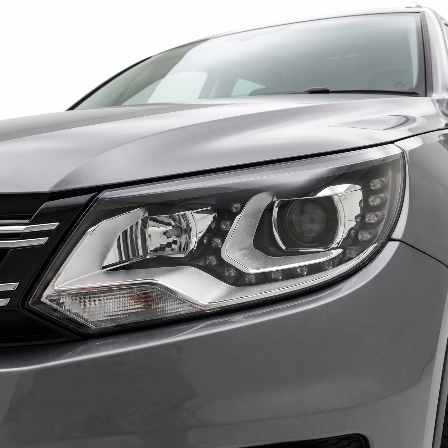 Volkswagen Tiguan 5N (2011 - 2016) Xenon & LED OEM Style Headlights LH + RH