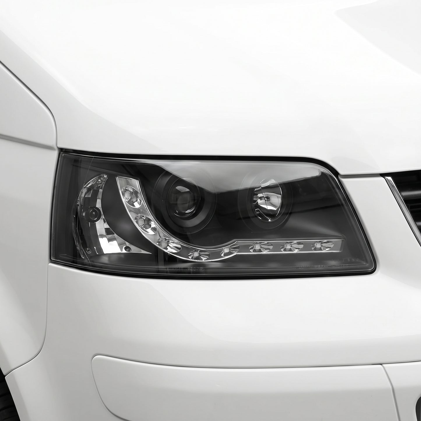Volkswagen Transporter T5 (2004 - 2010) LED DRL Projector Headlights LH + RH
