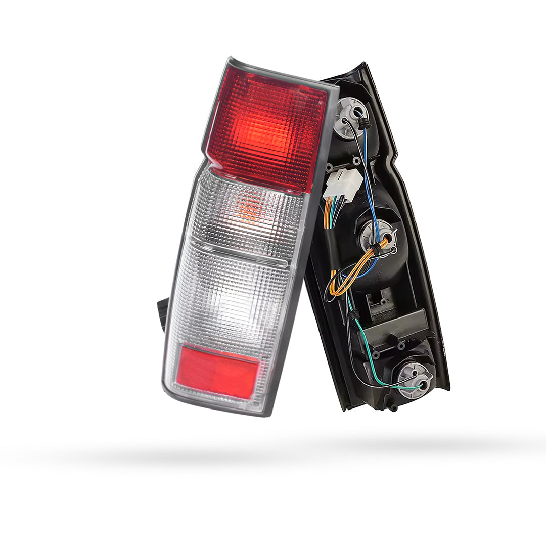 Navara D22 OEM-Style Tail Lights